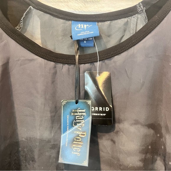 NWT Torrid x Harry Potter Sz 6 Hogwarts Castle Print Sheer Blouse Top - FLAWED- - Picture 12 of 14